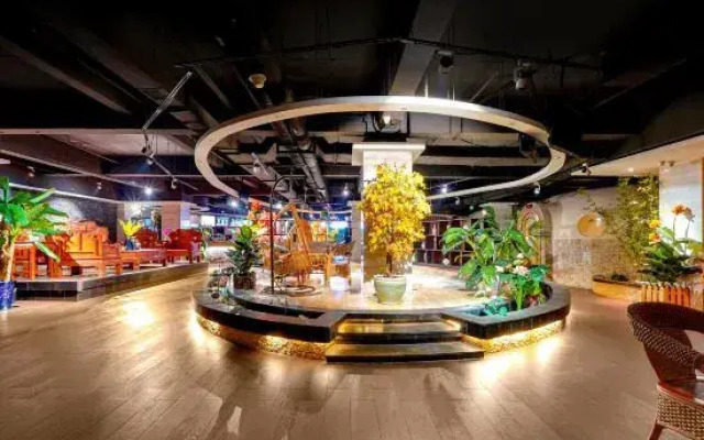 Jinlongtan Leisure Business Hotel