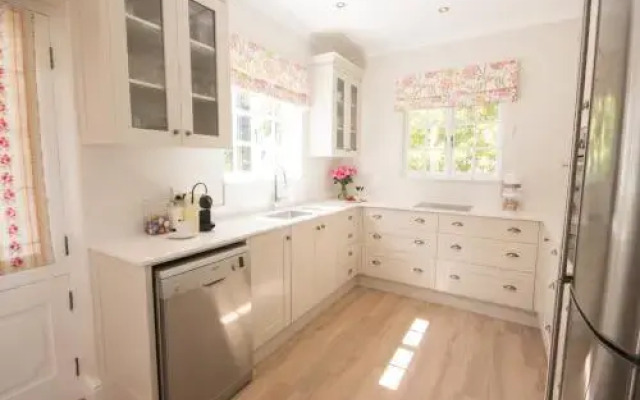 Exquisite Cottage Twenty