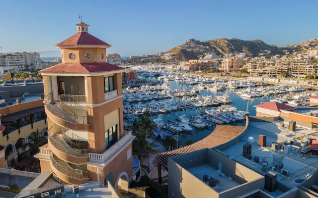 Paraiso Residences Marina Cabo by Capitalia