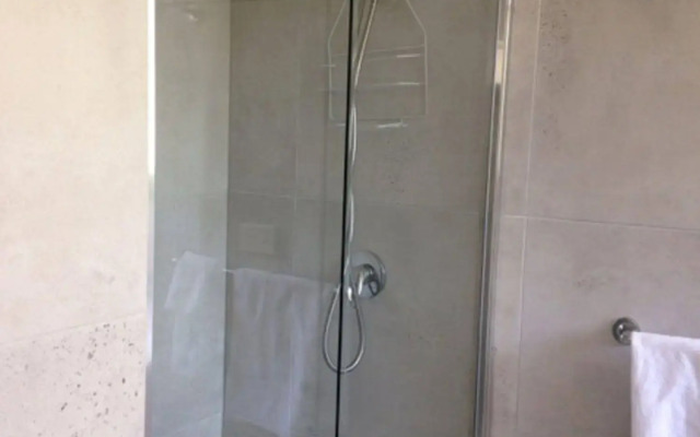 Chez Noosa Holiday Apartments