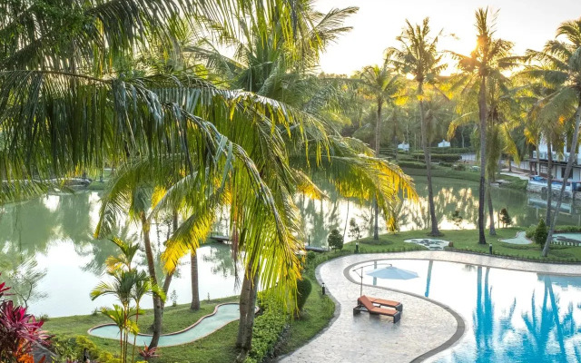 Sijori Resort & Spa