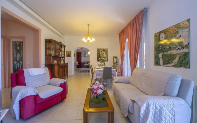 Villa Clara few km From the sea