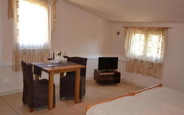 Apartments Kodžoman