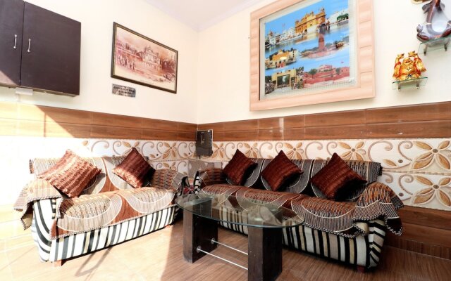 OYO 22090 Hotel Mall Residency