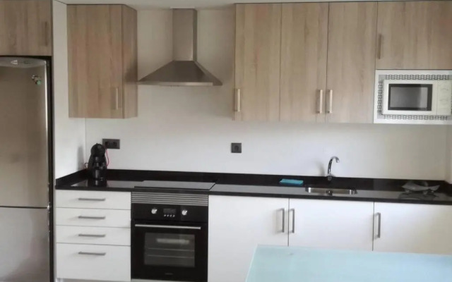 Ria Center Apartment - Left