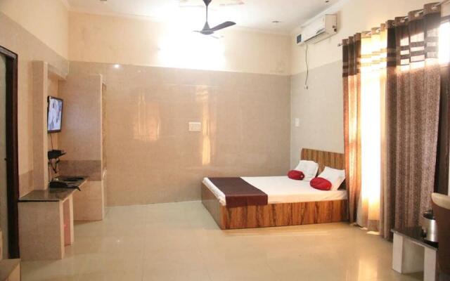 New Subhash Guest House