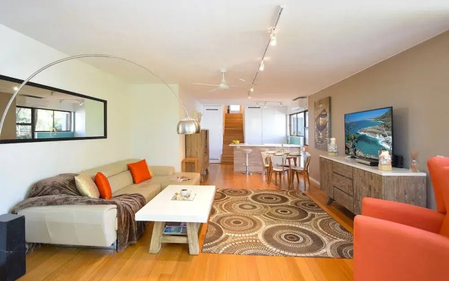 Ludlow Apartments