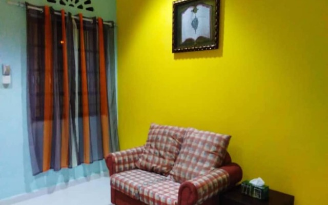 OYO Homes 90590 Mazhomestay