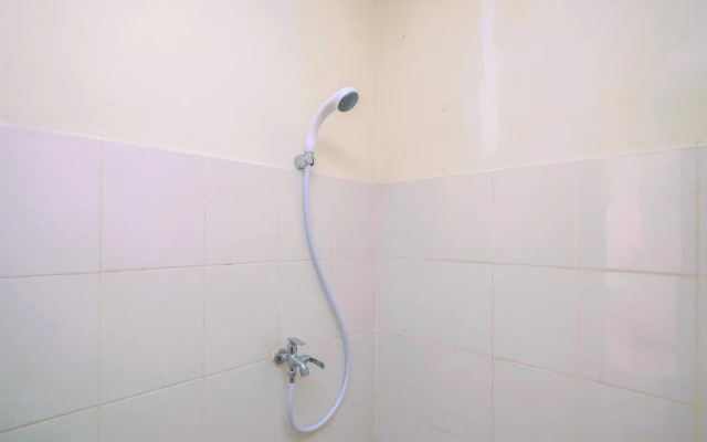 Cozy And Homey 3Br At Bogor Valley Apartment