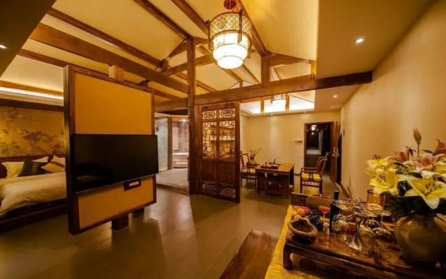 Floral Hotel Lijiang Yishe