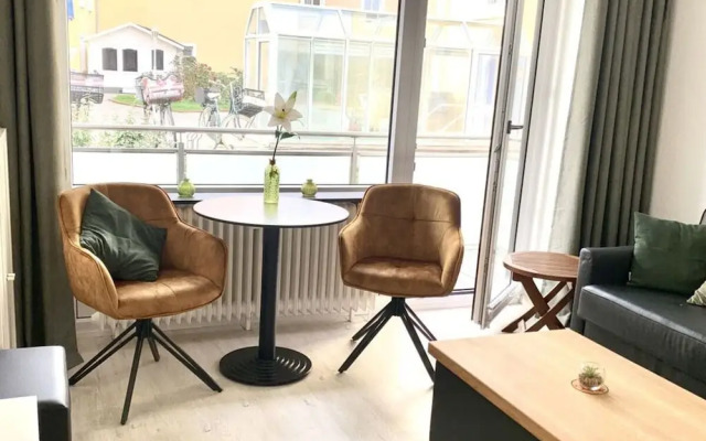 Sea air Modern Retreat