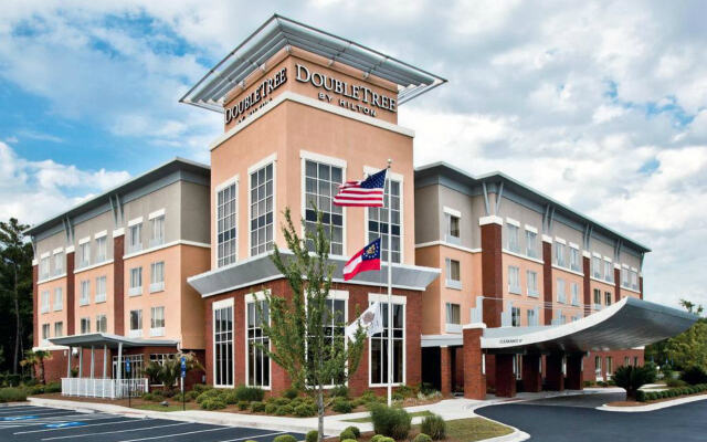 DoubleTree by Hilton Hotel Savannah Airport