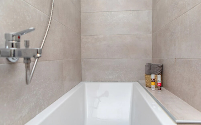 Thea Boutique Suites