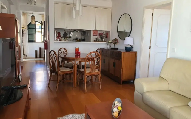 Luzia's Apartment - 2 Bedroom Apartment Sleeps 4