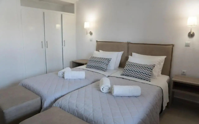 Stavros Beach Hotel