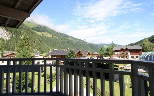 Cozy Holiday Home Amidst Mountains in Kleinarl