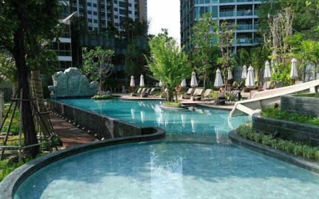Unixx Condo By China Property