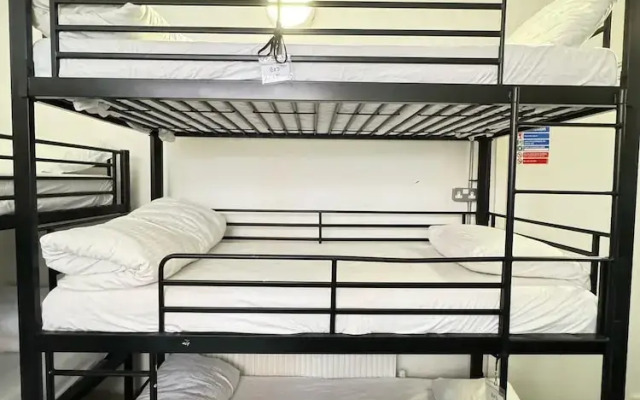 Rahman Hostel - Manchester