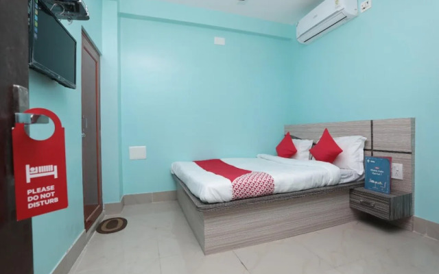 OYO Flagship 23523 Imperial Guest House