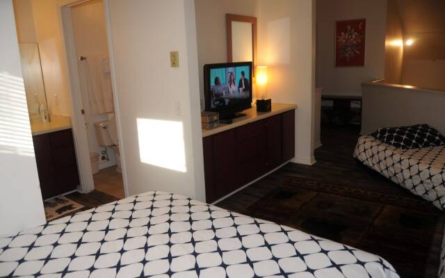 Park City Condo with 6 beds, 3 bedroom, 3 bath, 4 min to ski, 2 min to Sundance HQ