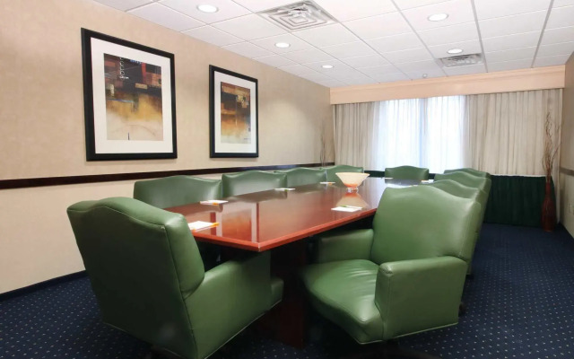 Courtyard By Marriott Las Vegas Stadium Area