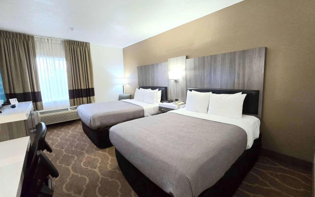 Quality Inn & Suites Longview Kelso