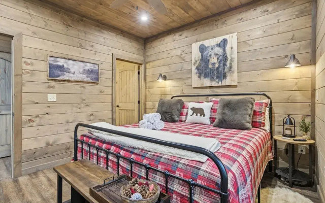 Three Pines 2 Bedroom Home