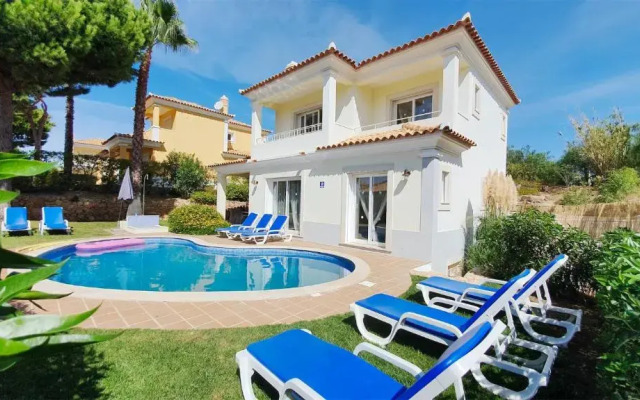 Villa Bolivia CleverDetails 236, Sleeps 8 with private pool