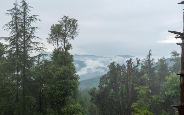 Hydrangea - 1br in Mussoorie by Roamhome