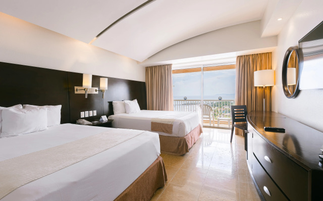 Azul Ixtapa Beach Resort and Convention Center - All Inclusive