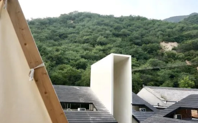 HHHO Tree House B&B (Badaling Water Gate Great Wall Branch)