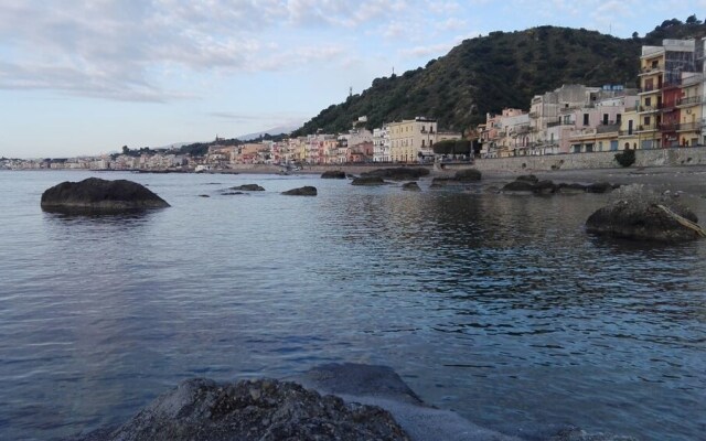 Casa Vacanza Holiday Giardini Naxos