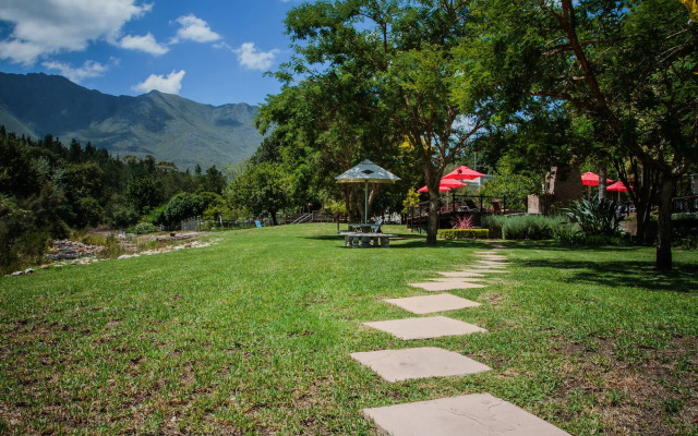 Aan de Oever Guesthouse