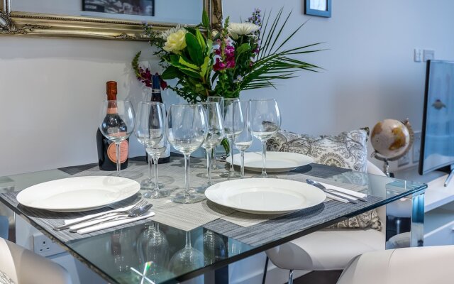 Royal Apartments - City of London