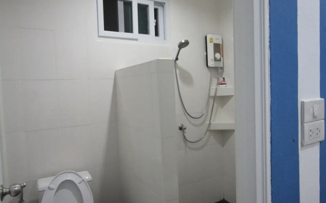 Phannarai House