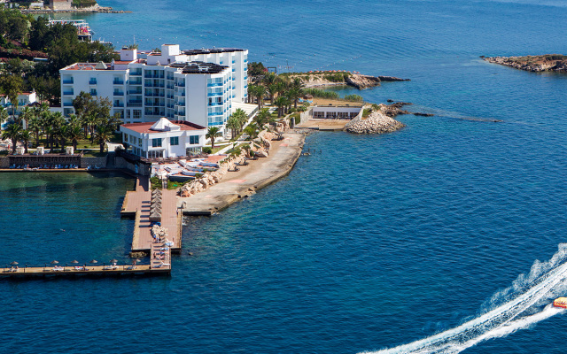 Le bleu Hotel Resort Kusadasi