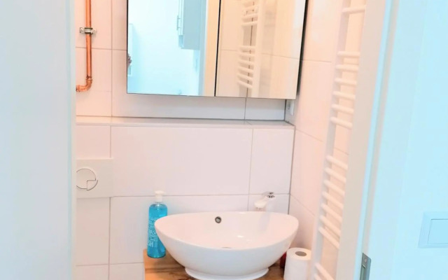 FMI,Apartment One stop to Frankfurt Airport