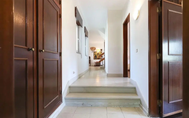 Sintra Classic Villa by Homing