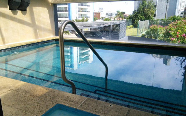 Long Beach, Parada 3