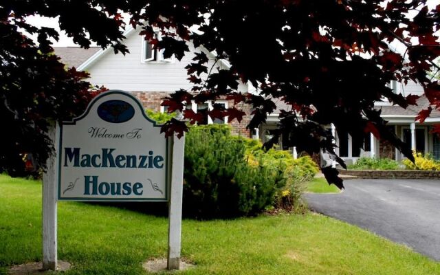 Mackenzie House B&B by Elevate Rooms