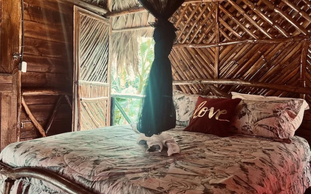 Sámana tropical