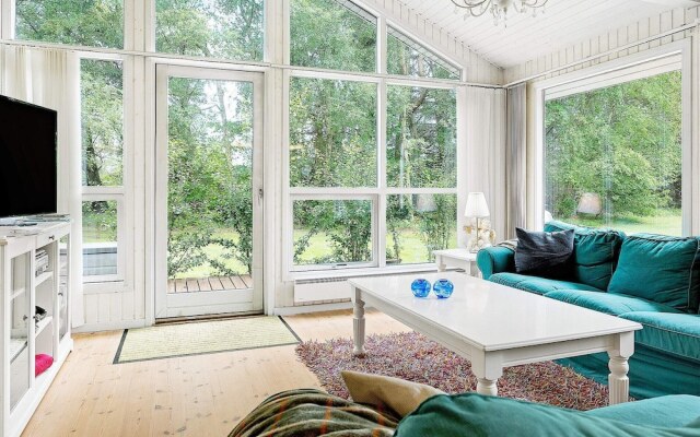 Garden View Holiday Home in Frederikshavn near Sea