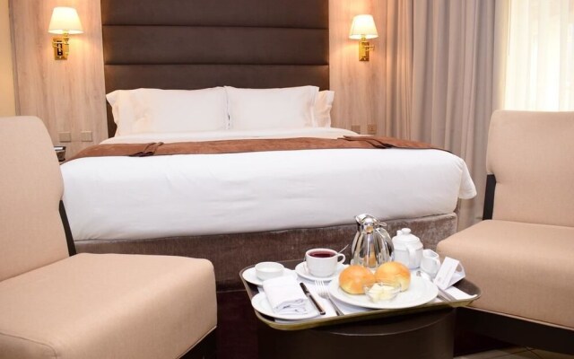 Rayjok Hotel And Suites