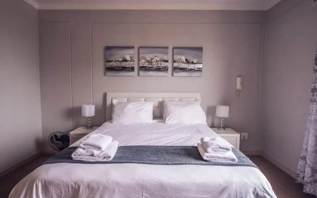 Prestige Apartment Sandton at Westpoint