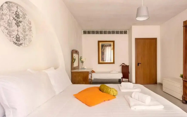 JOIVY Charming Flat Near Train Station
