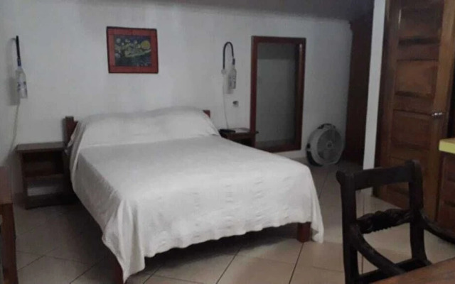 Costa Verde Inn