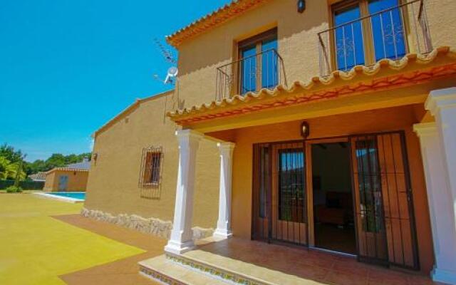 Marques - holiday home with private swimming pool in Benitachell