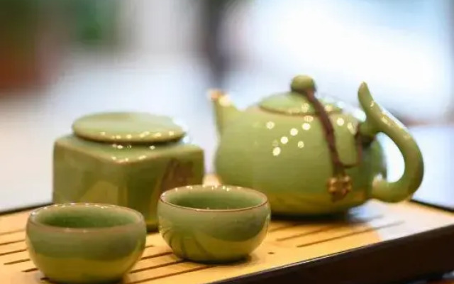 Yisu Qingju Hotel (Cixi Yintai City)