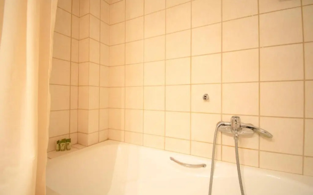 Brand new 70m2 Penthouse in the heart of Athens