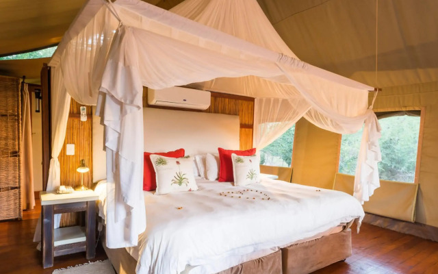 aha Thakadu River Camp